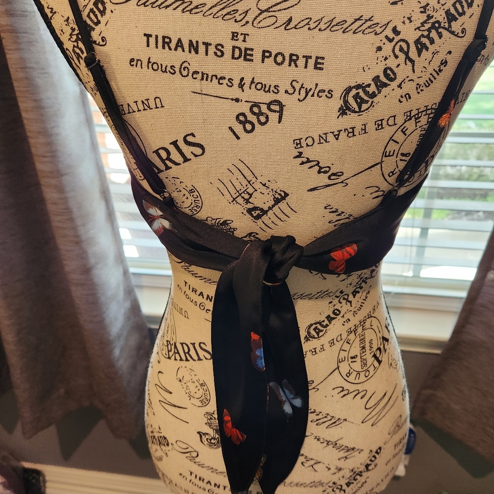 🦋 Forever 21, women's crop top. - Picture 6 of 9